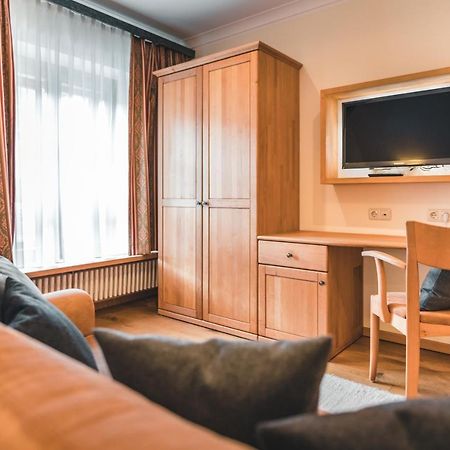 Das Salvator Iris Porsche Landhotel Friesach  Luaran gambar